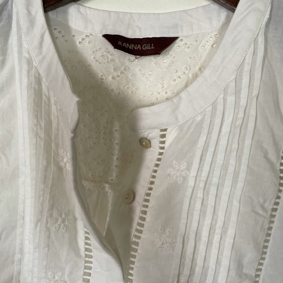 Ranna Gill Anthro White Eyelet Button Down Top - Picture 2 of 4